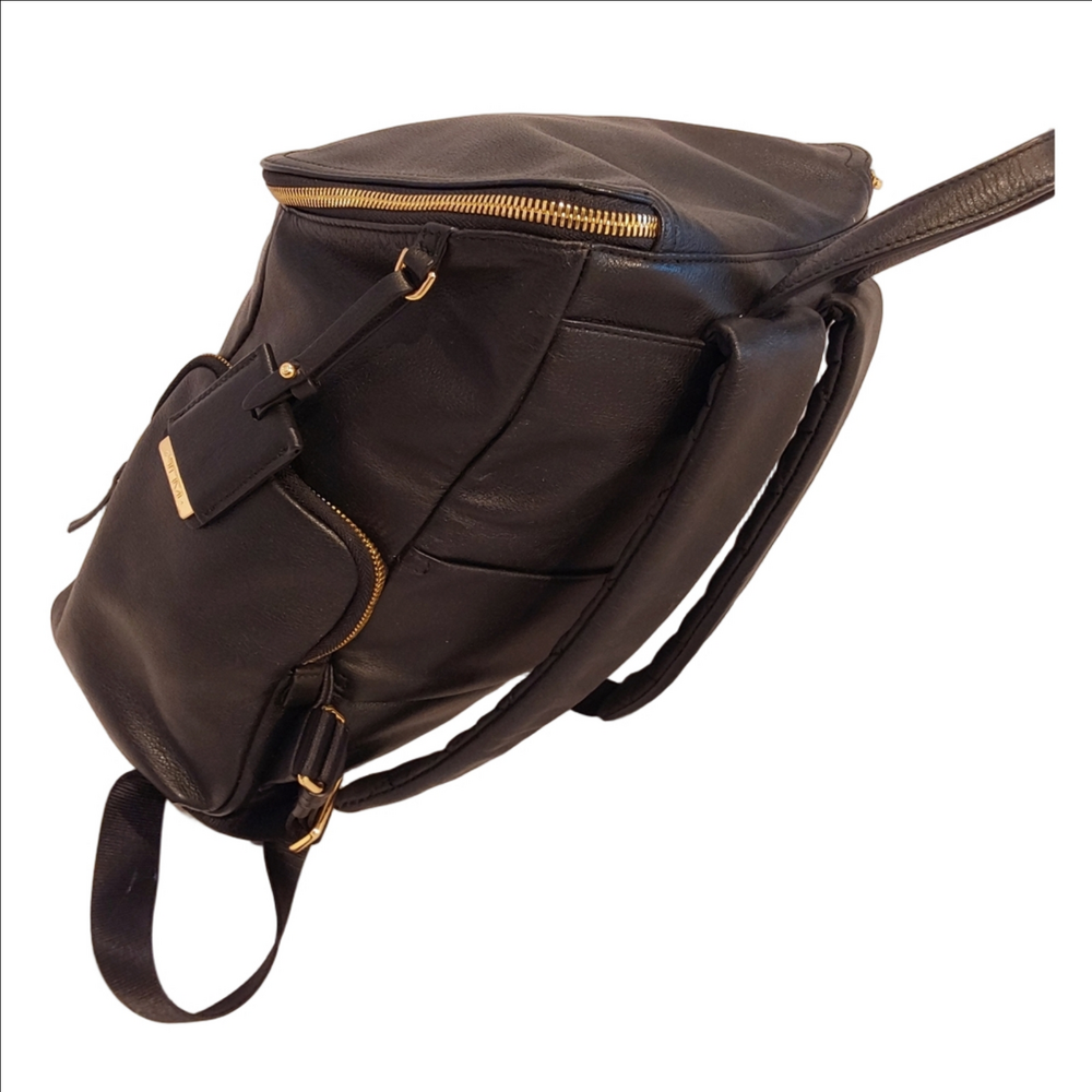 Tumi Voyageur Lexa Zip Flap Backpack Backpack in Black and Gold Hardware - Picture 4 of 14
